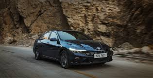 Hyundai Elantra Hybrid
