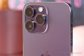 Apple iPhone 16 Pro-4