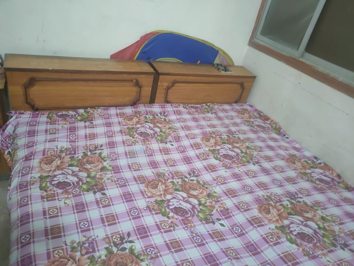 Single bed