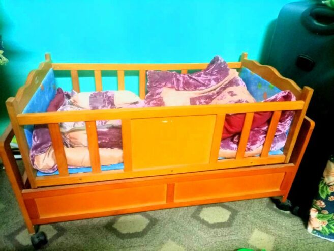 Durable Baby Cot