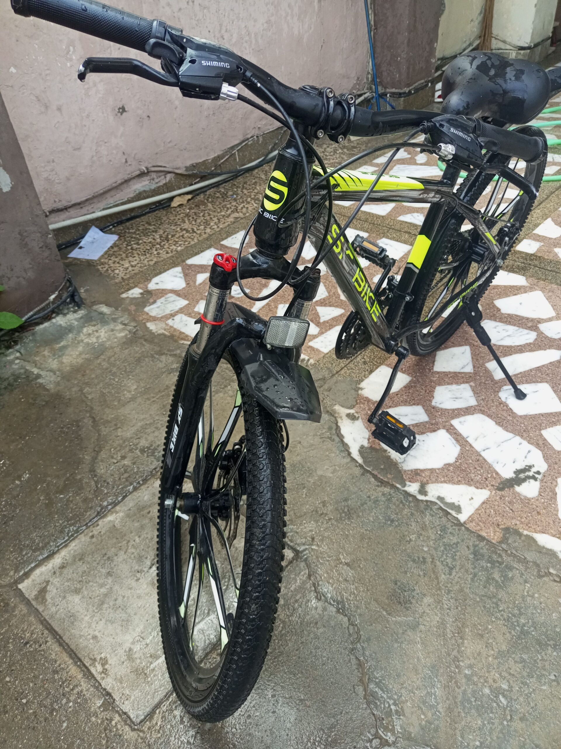 10/10condition urgent sale Almost new