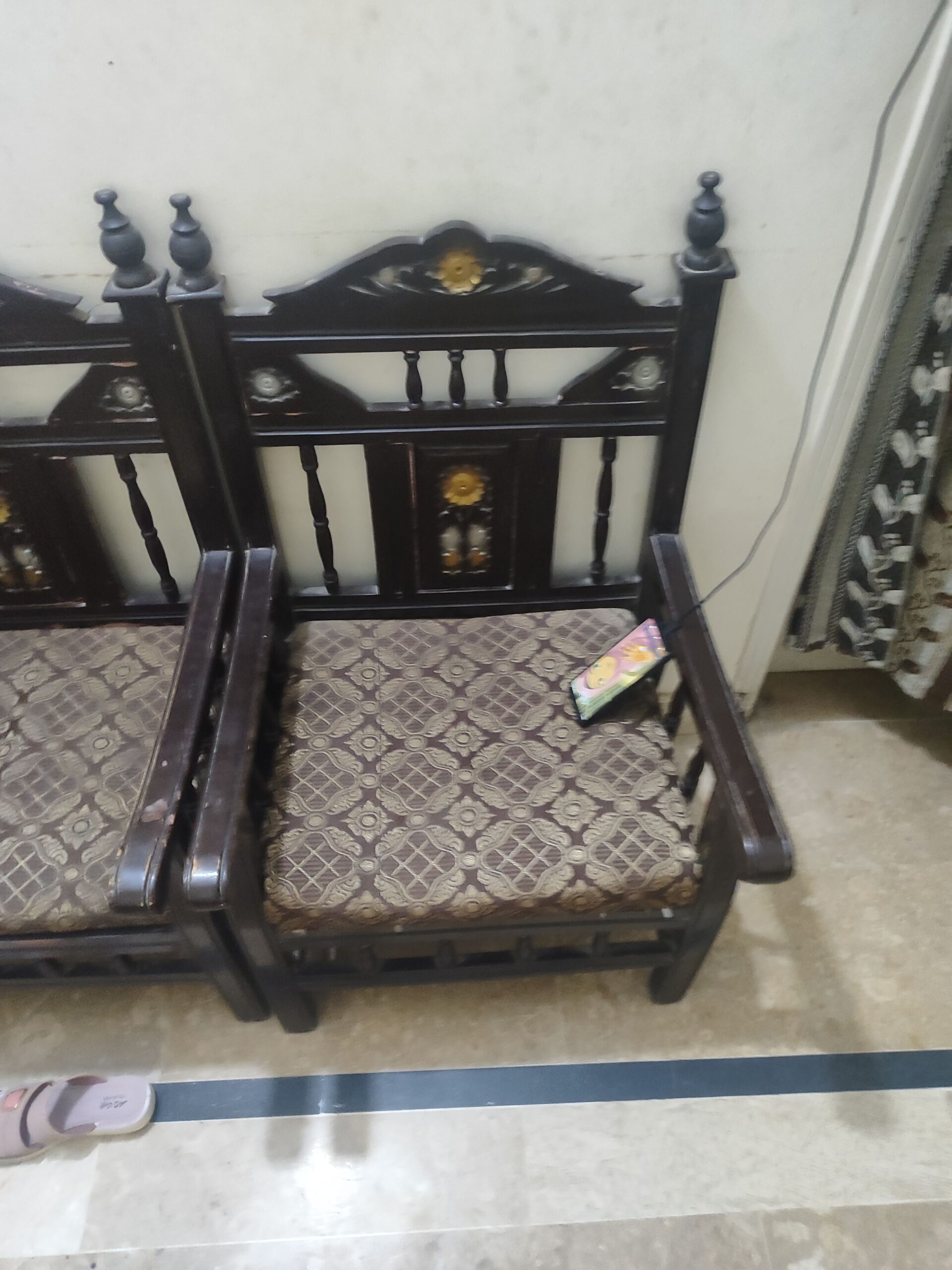 Sofa set with table